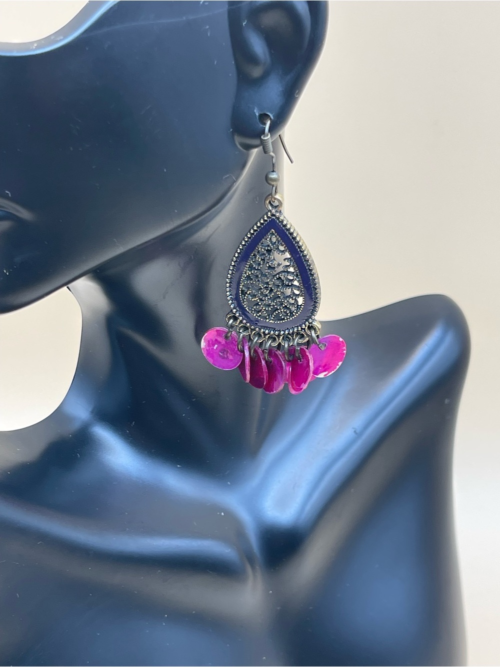 Vintage Boho Filigree Teardrop Chandelier Earrings - Picture 4 of 4